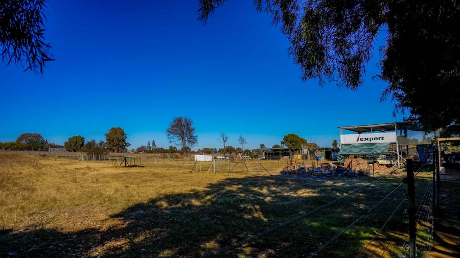 4 Bedroom Property for Sale in Kwaggafontein Free State